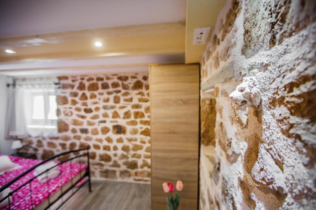 Studio Apartments Bonaca Split Exterior foto